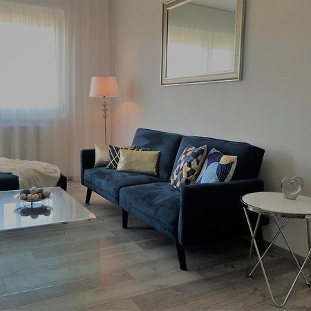 Glamour Apartman Ταπόλκα Εξωτερικό φωτογραφία
